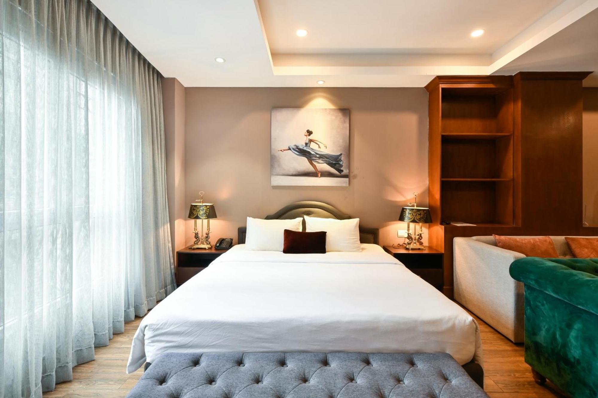 California Saigon Hotel & Rooftop Pool Ho Chi Minh-Byen Eksteriør billede